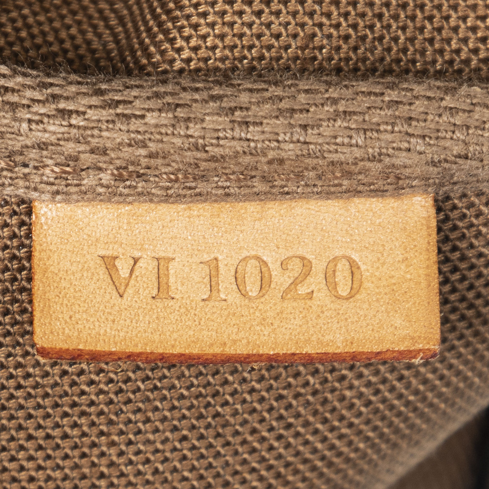 Louis Vuitton Accessory Pouch - Picture 9 of 9
